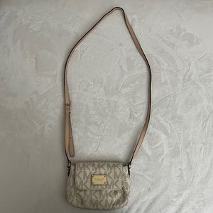 Michael Kors Cross Body